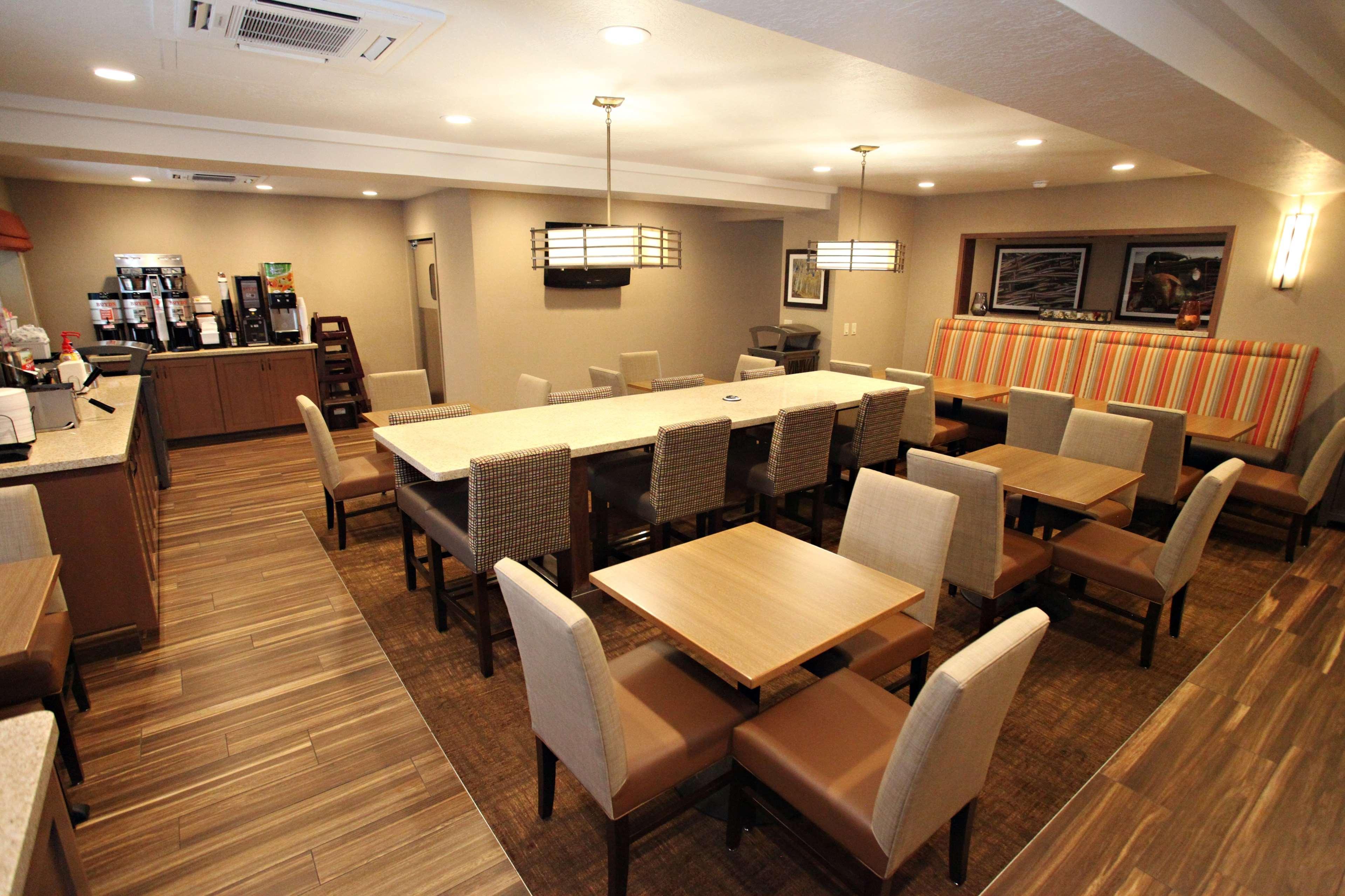 Best Western Plus Cottontree Inn Idaho Falls Extérieur photo
