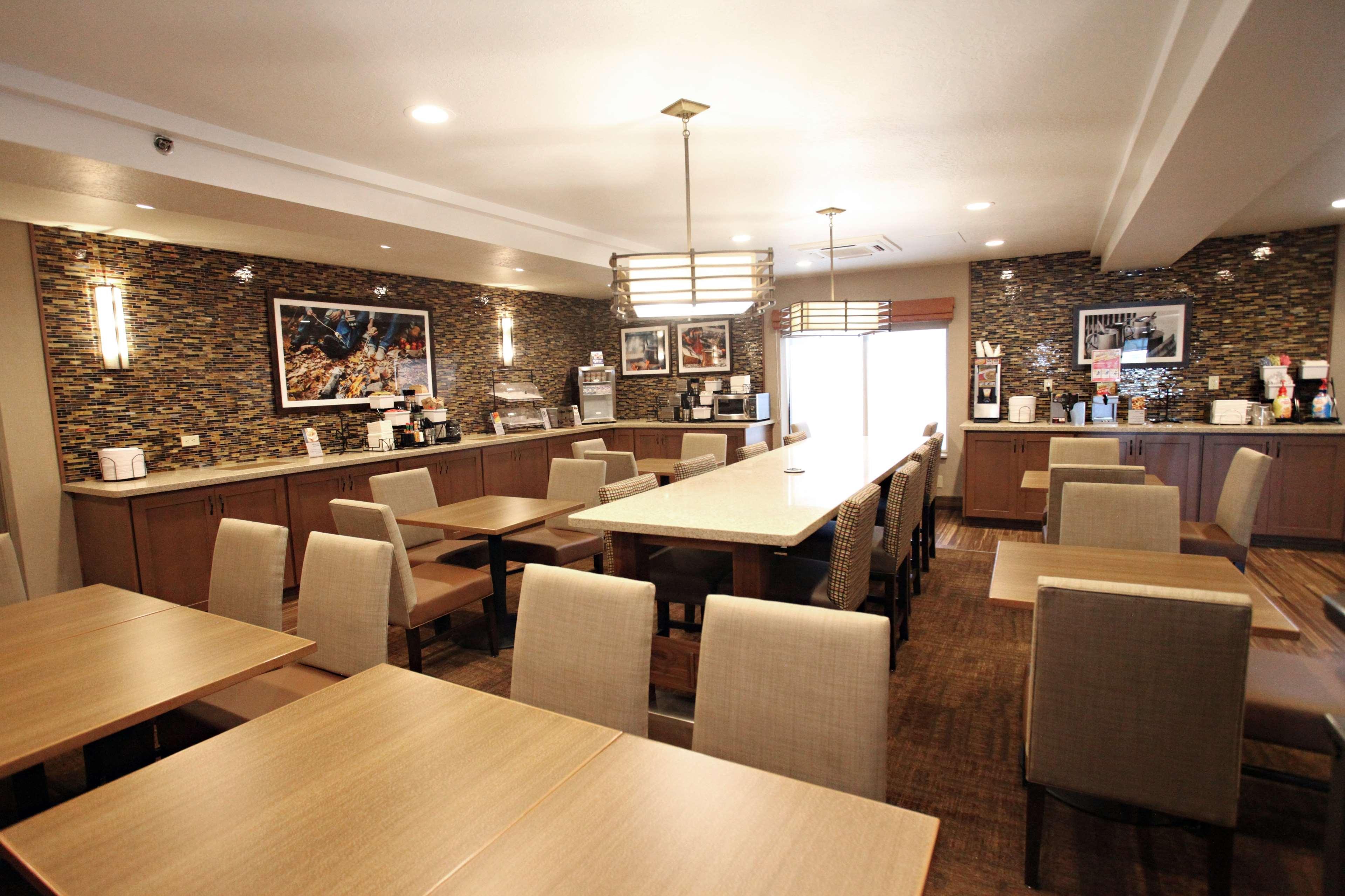 Best Western Plus Cottontree Inn Idaho Falls Extérieur photo
