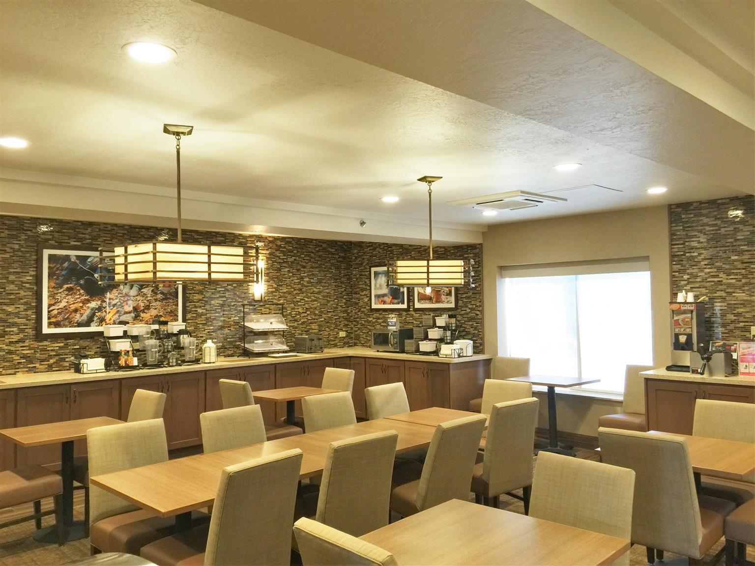 Best Western Plus Cottontree Inn Idaho Falls Extérieur photo